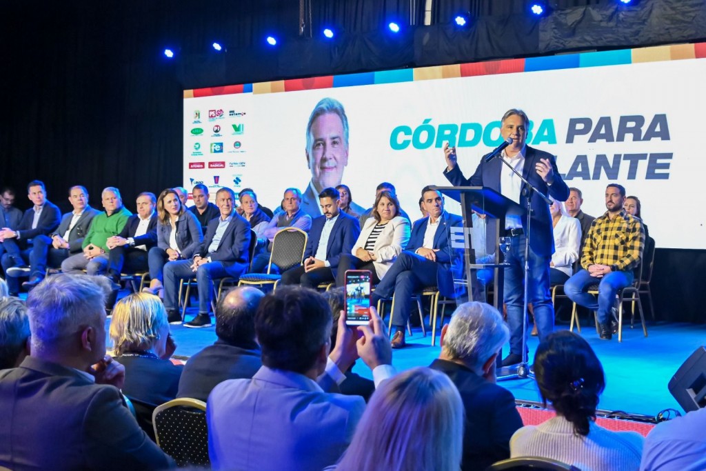 Hacemos Juntos Por Córdoba se amplió: sumó intendentes y dirigencia radical, vecinalista y Pro, con 15 partidos y cinco agrupaciones